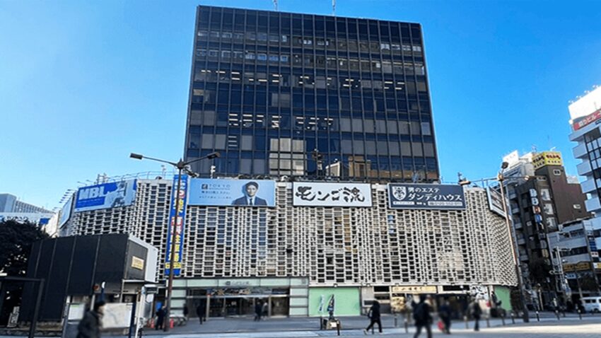 スマホ修理王新橋店